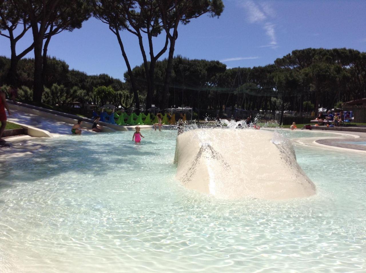 Albatross Mobile Homes On Camping Waikiki Lido di Jesolo Bagian luar foto